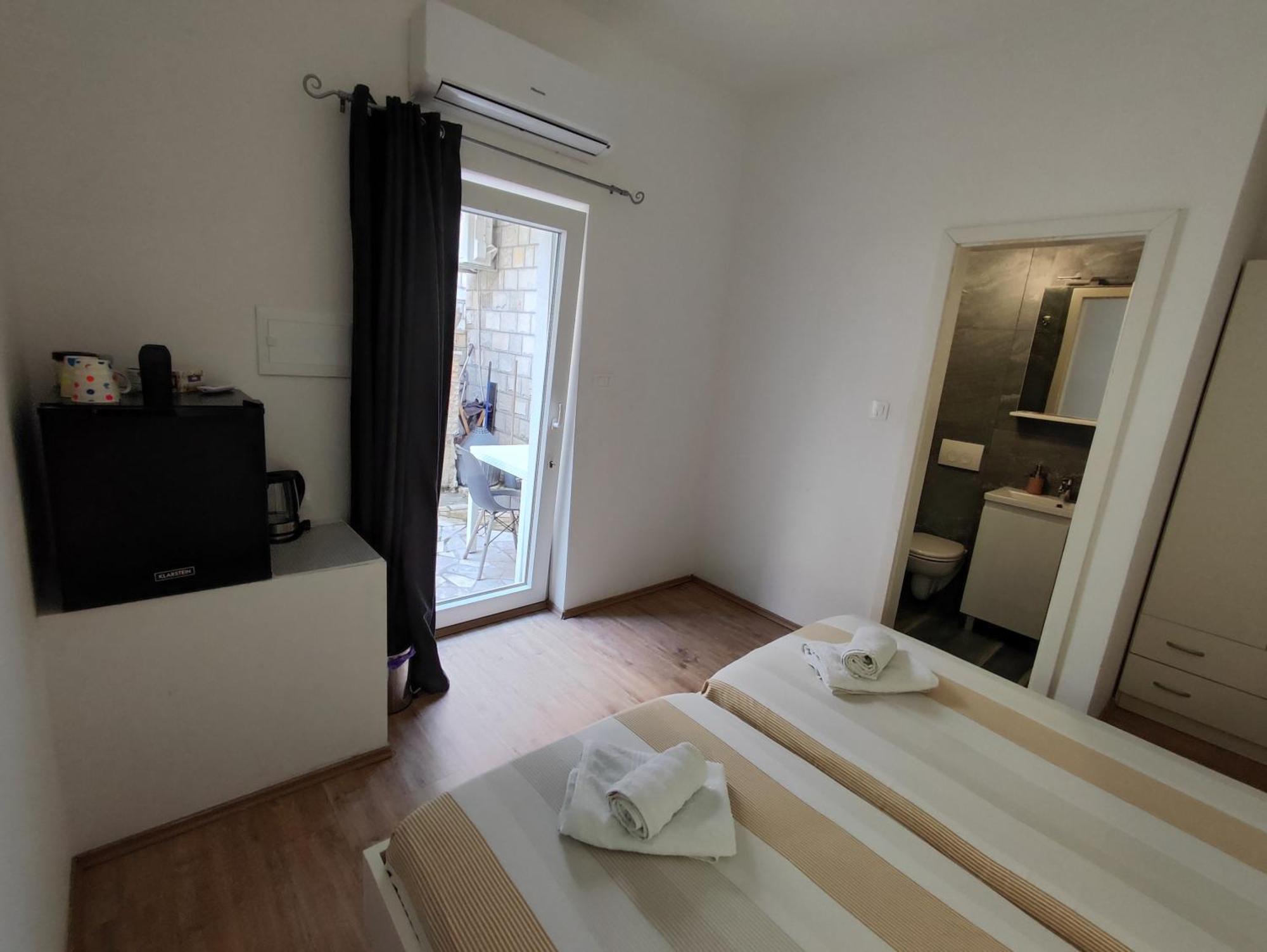 Zoric Apartments & Rooms 2 Dubrovnik Bagian luar foto